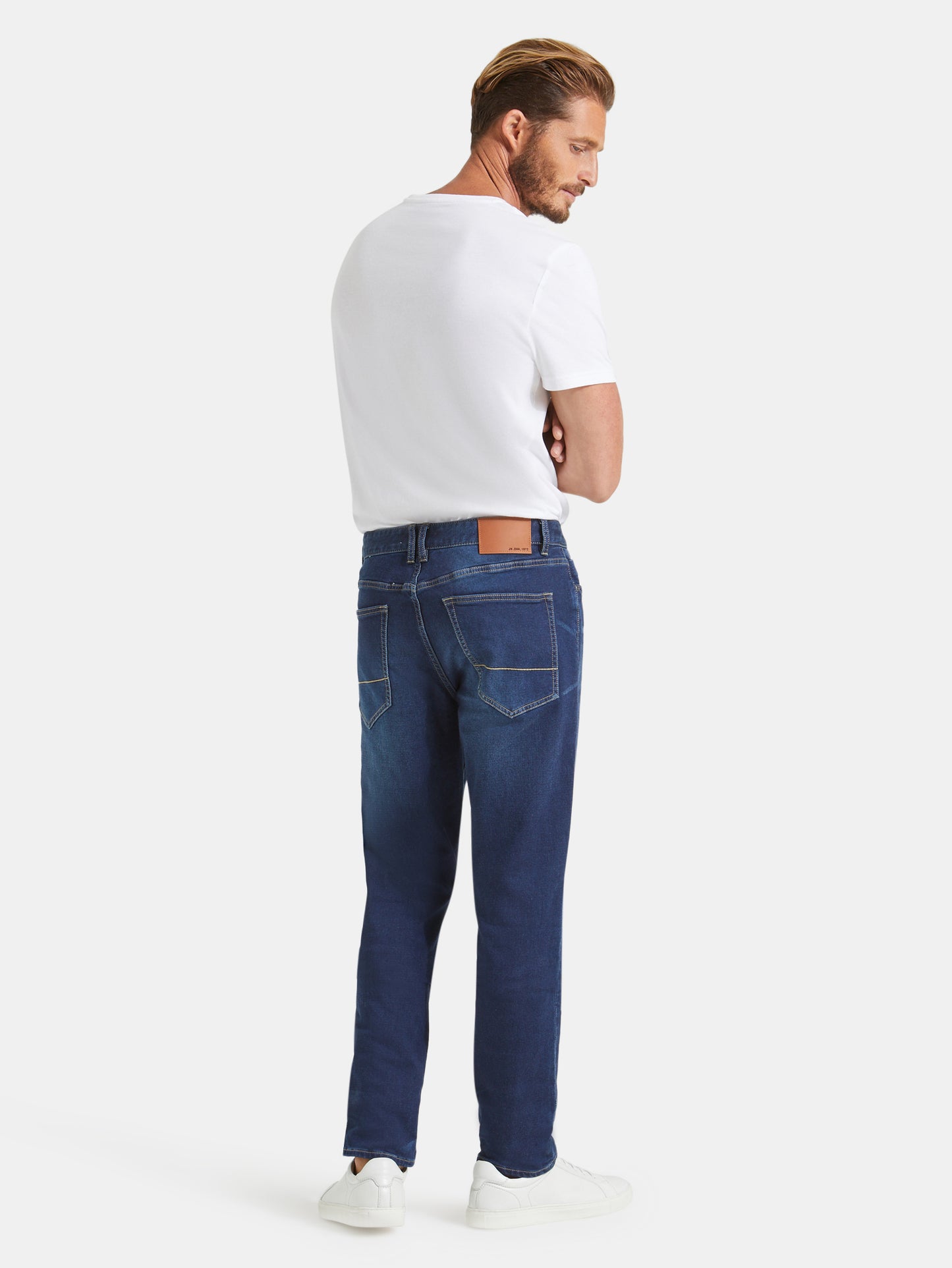 Slim Tapered Knit Jeans