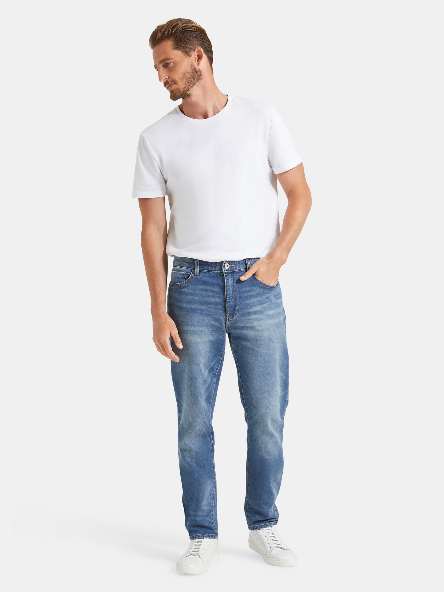 Knit Slim Tapered Jeans