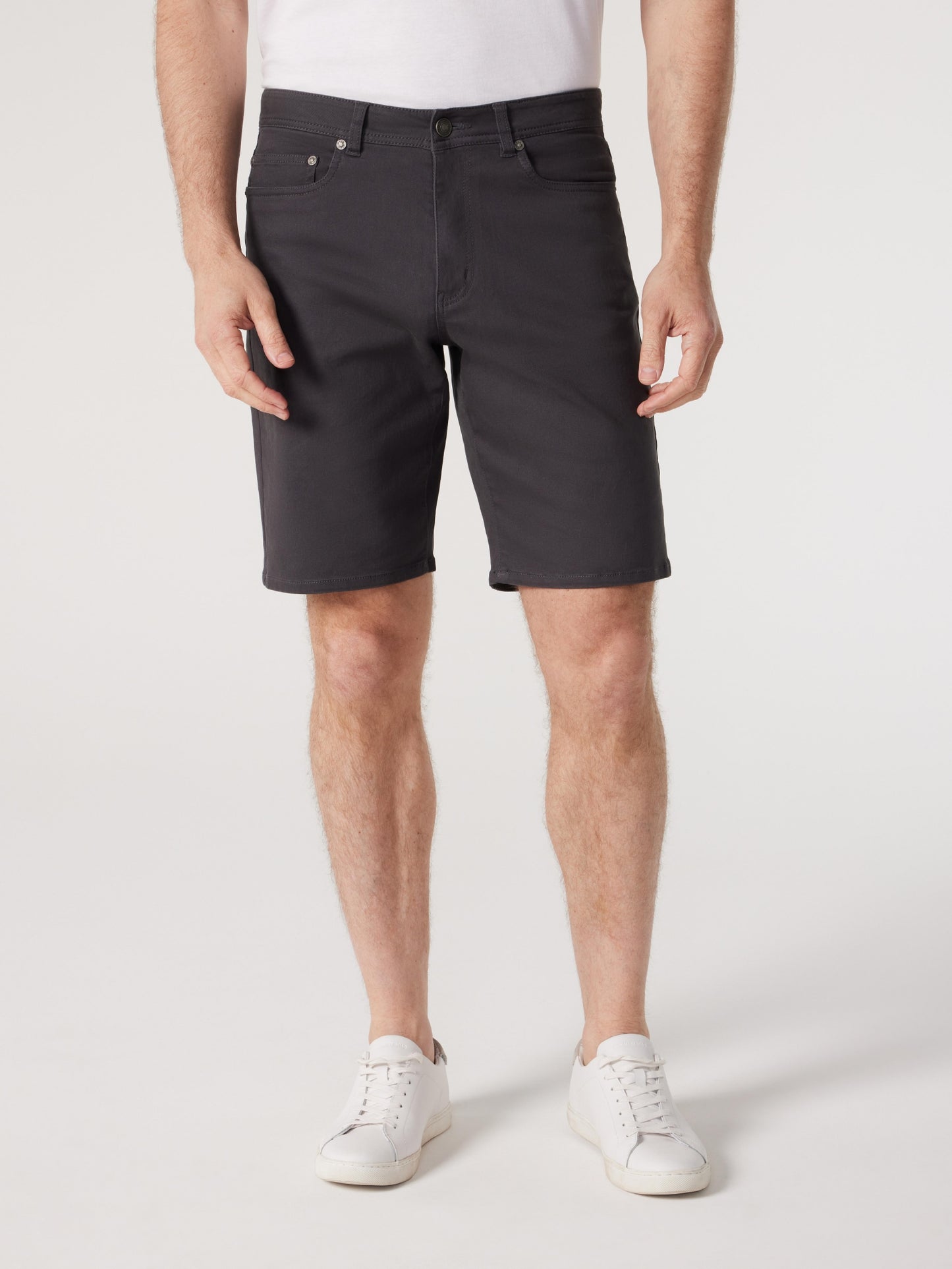 Milton 5 Pocket Short