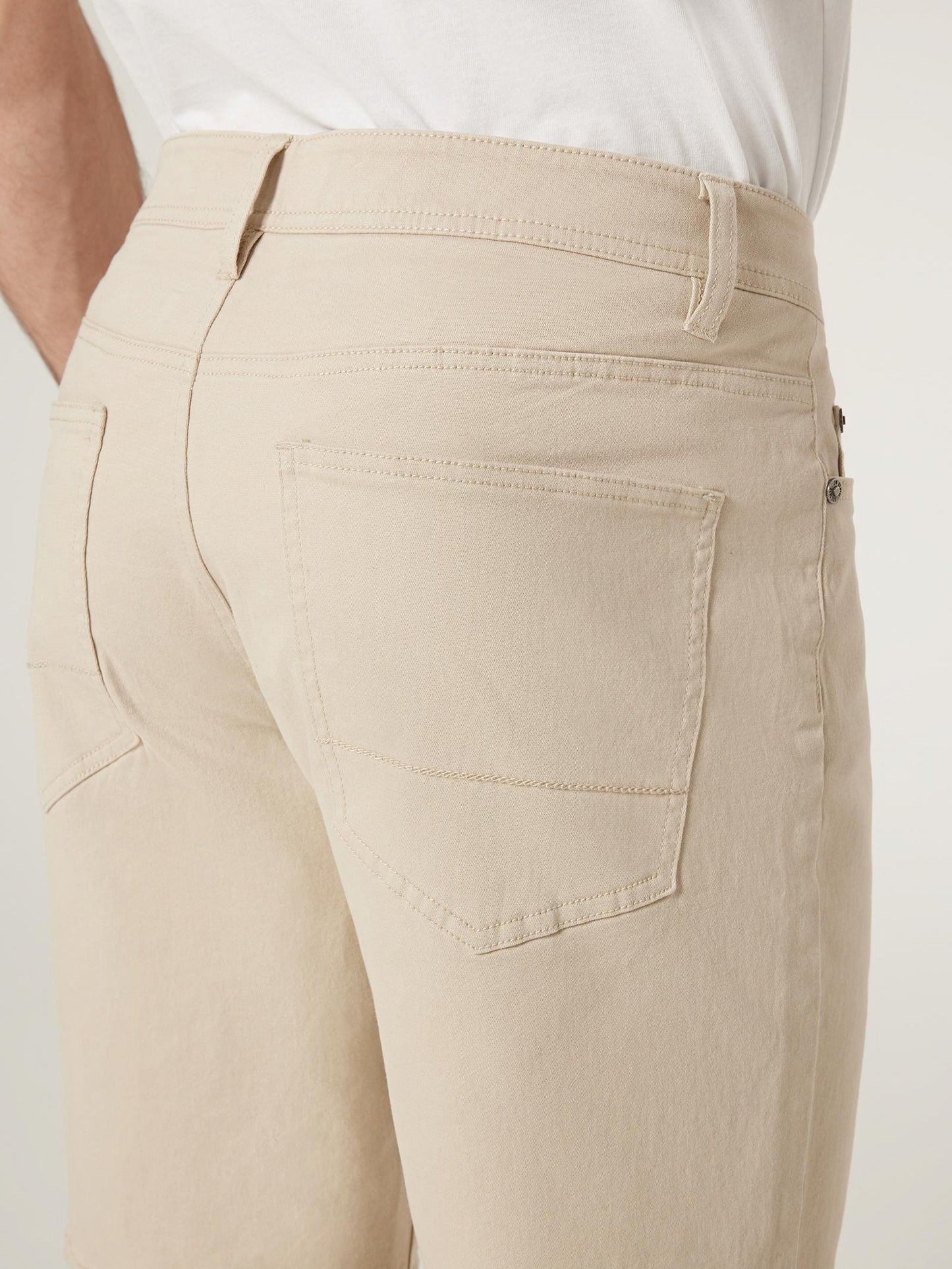Milton 5 Pocket Short