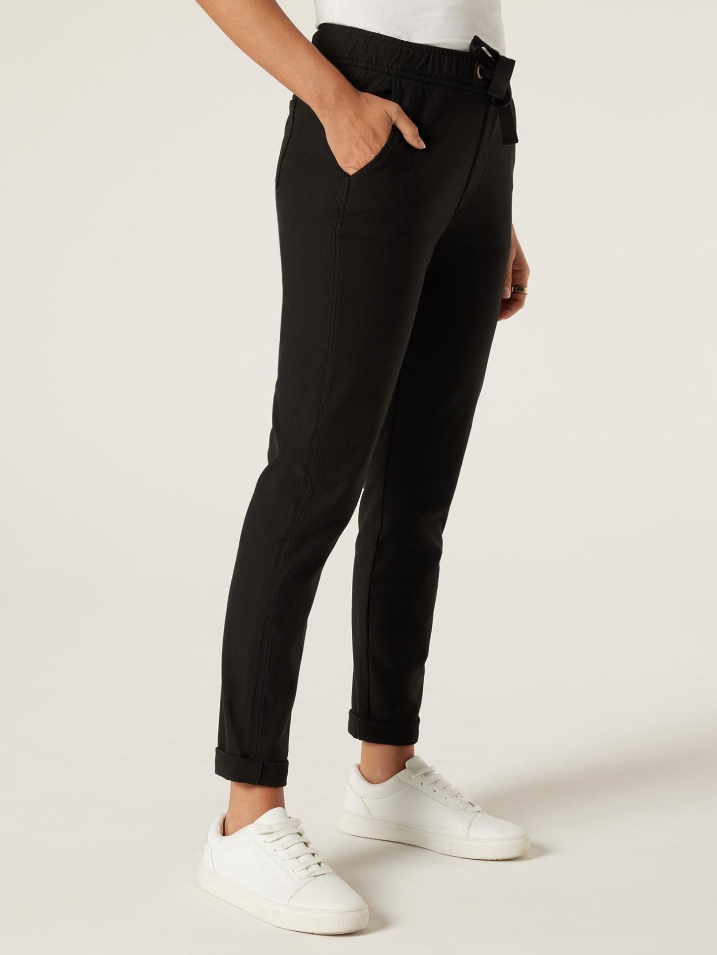 Amelia Jogger