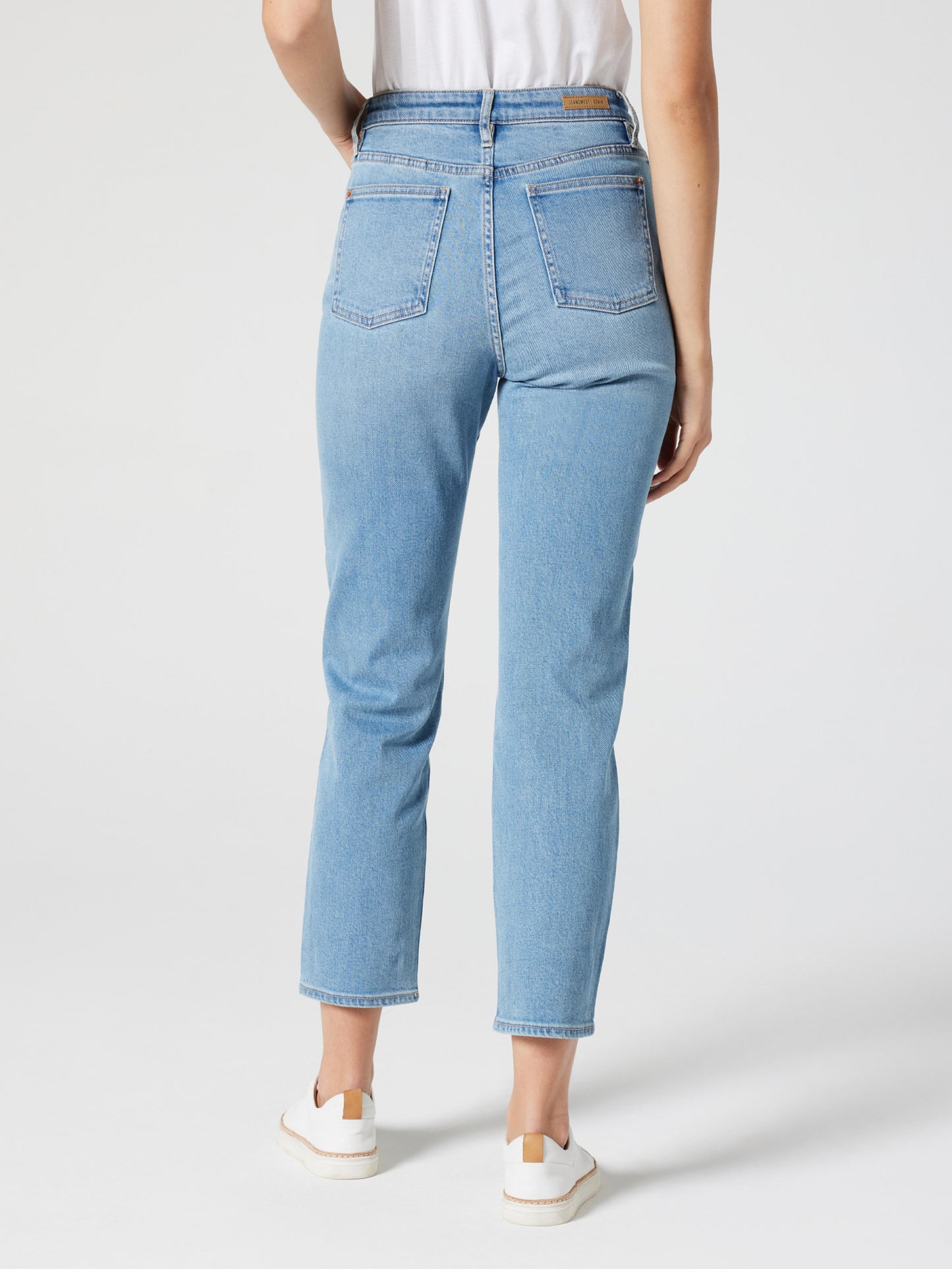 Naomi Mid Waisted Straight Jeans