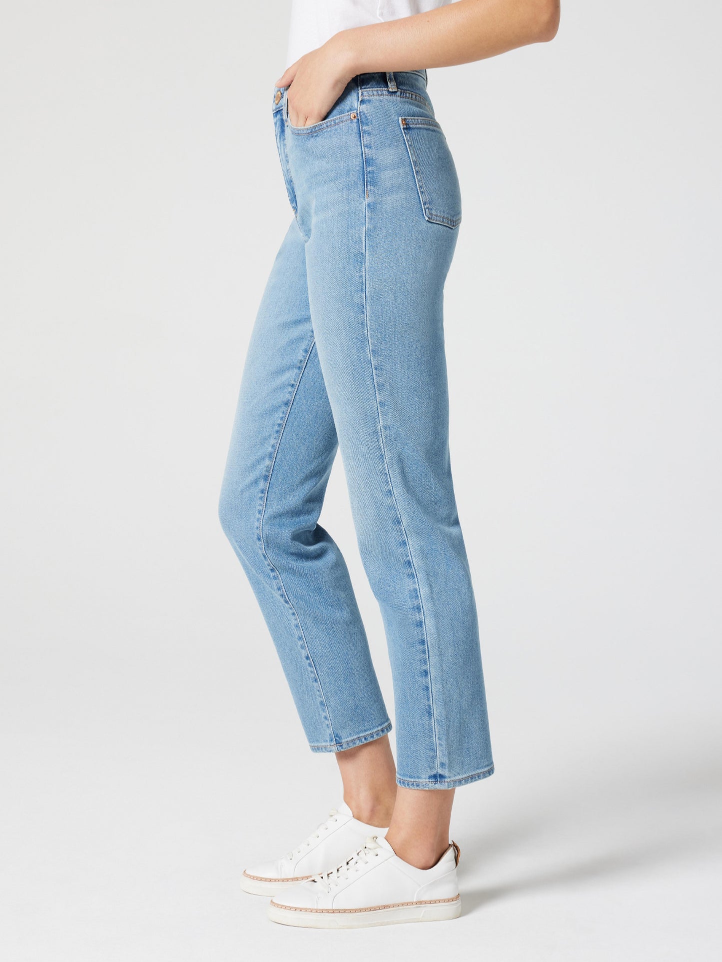 Naomi Mid Waisted Straight Jeans