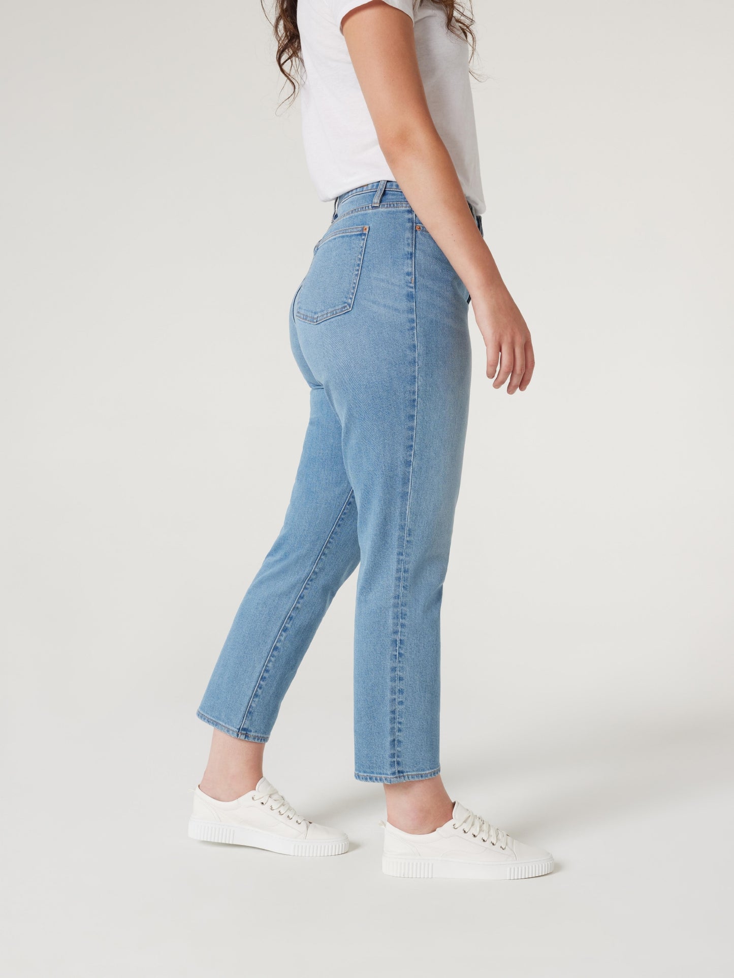 Naomi Curve Embracer Straight Jeans