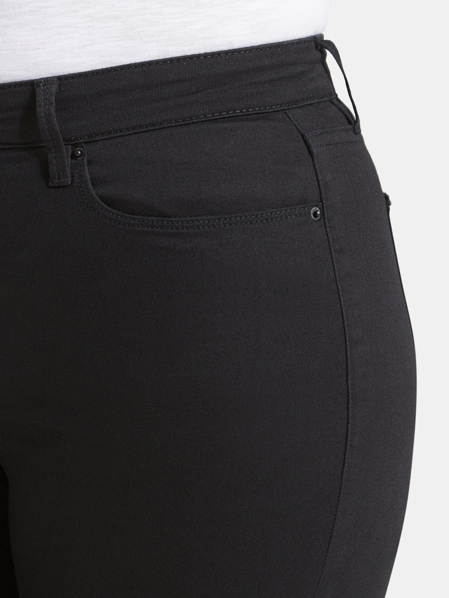 Curve Slim Straight Jeans