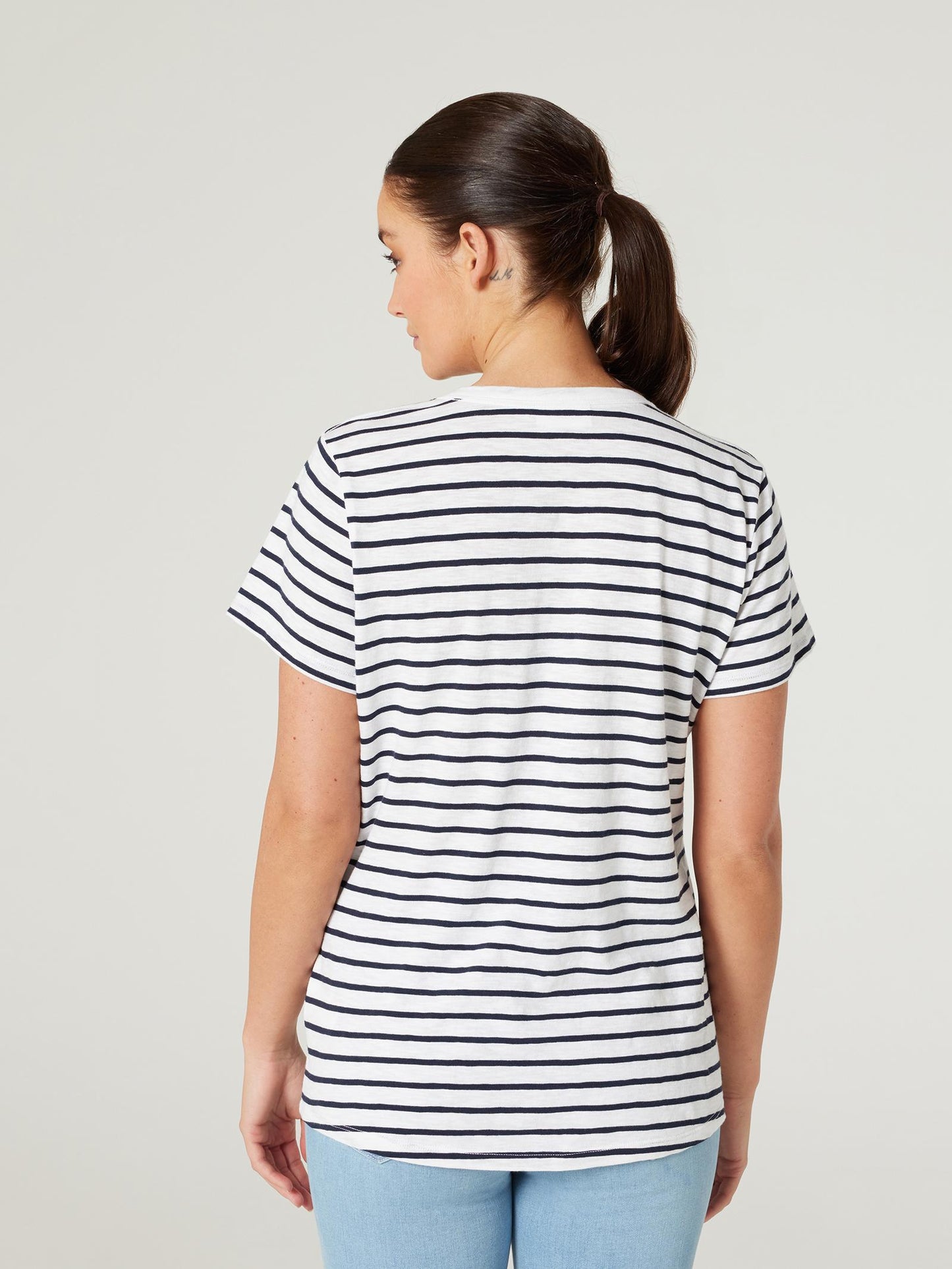 Essential V-Neck Tee