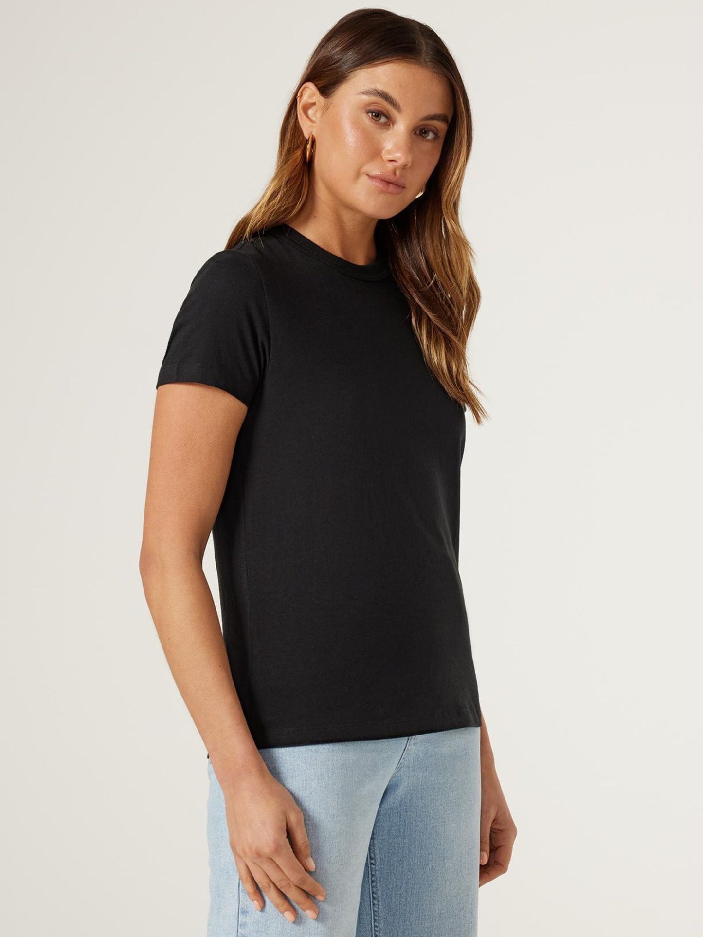 Classic Crew Neck Tee