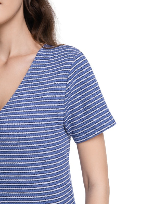 Women's Textured V-Neck Tee