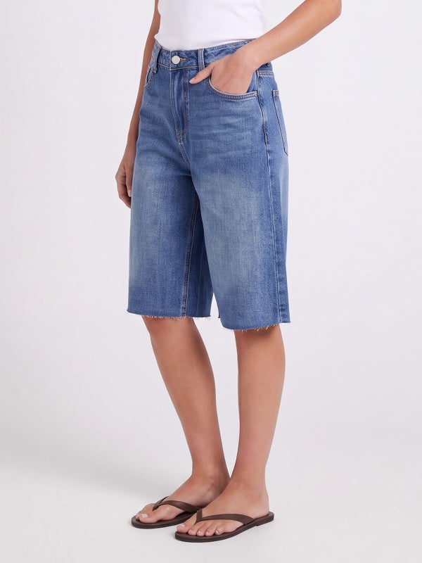 Women's Raw Hem Wide-Leg Denim Bermuda Shorts