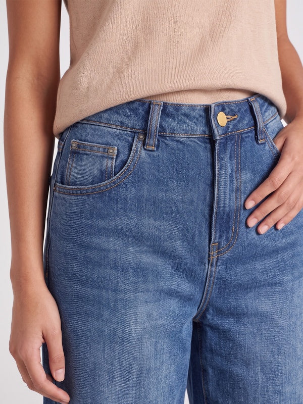 Women's Capri Baggy Jeans
