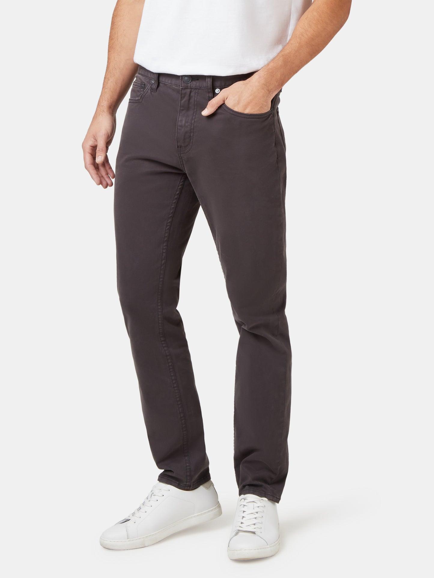 Slim Tapered Jeans