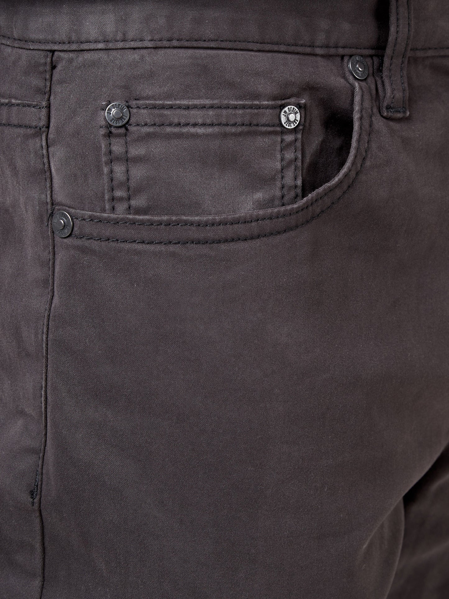 Slim Tapered Jeans