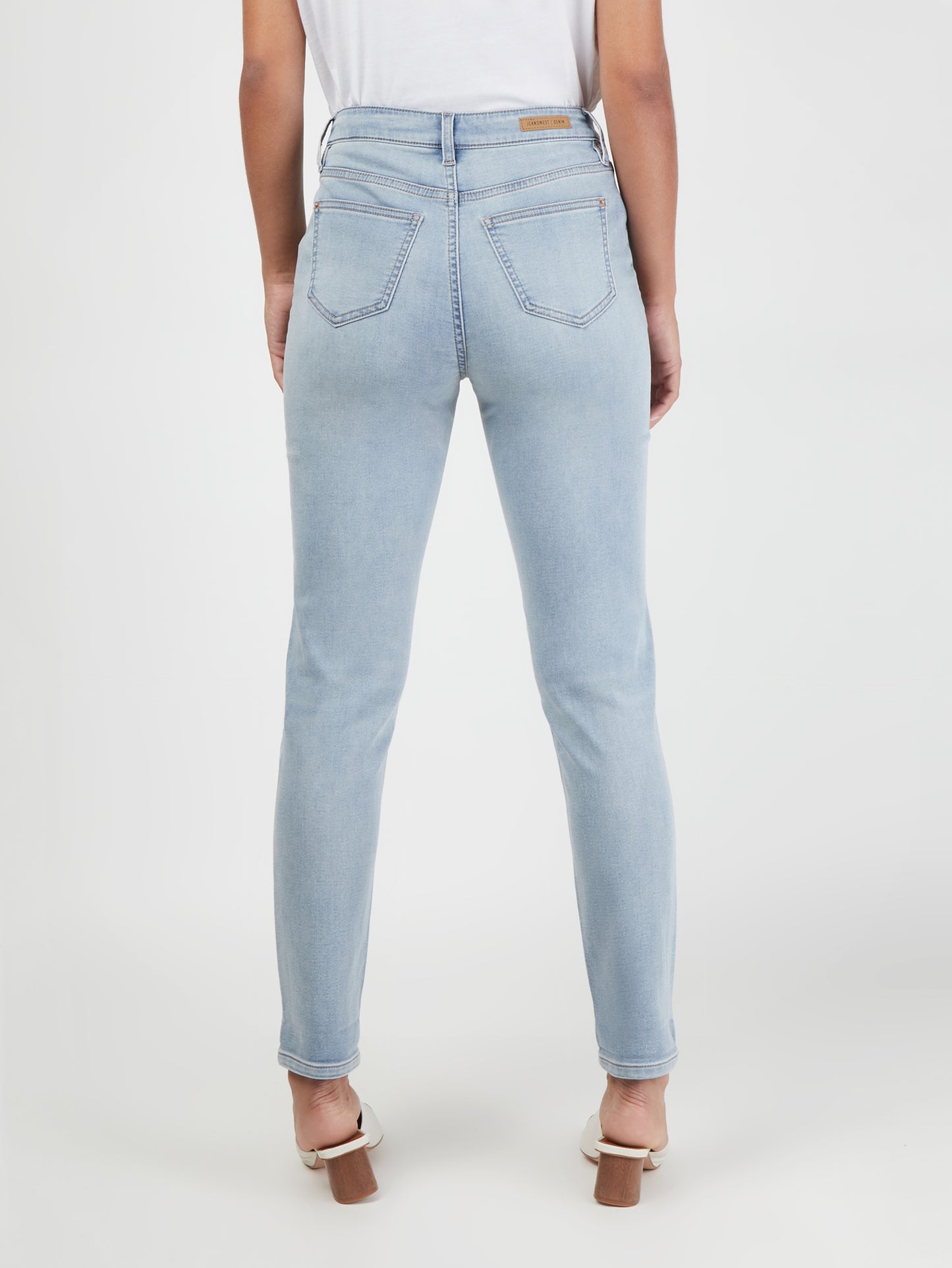 Louisa Slim Boyfriend Jeans