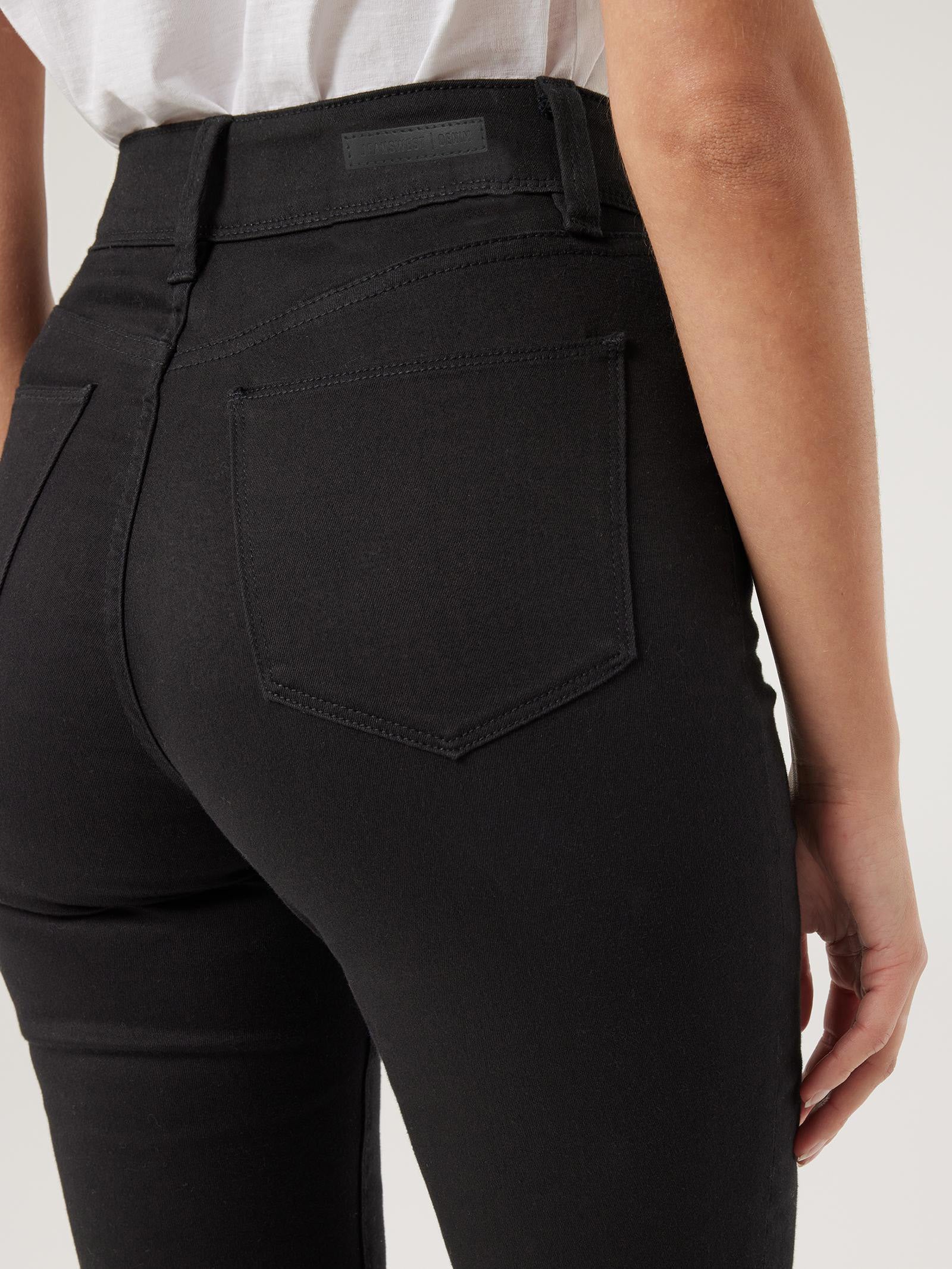 Jeanswest Tummy Trimmer Straight Jeans WLC-99931-01R