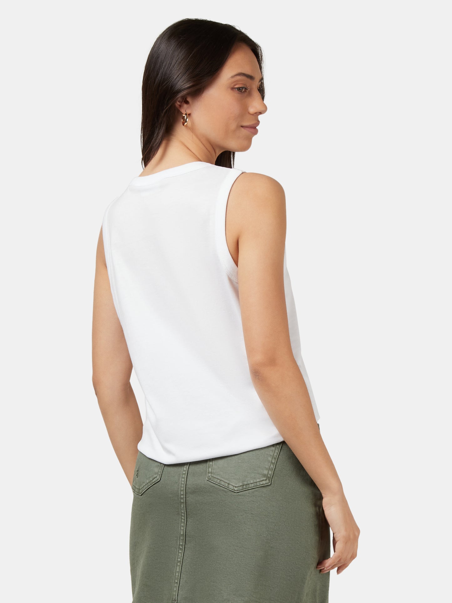 Essential Tank