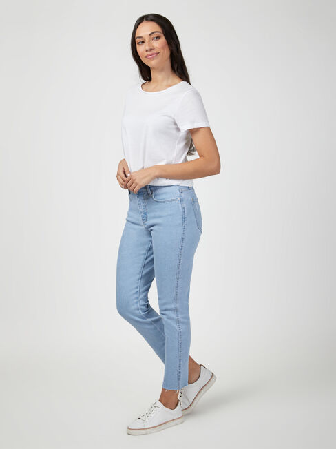 Izzy Mid Waisted Slim Crop Jeans