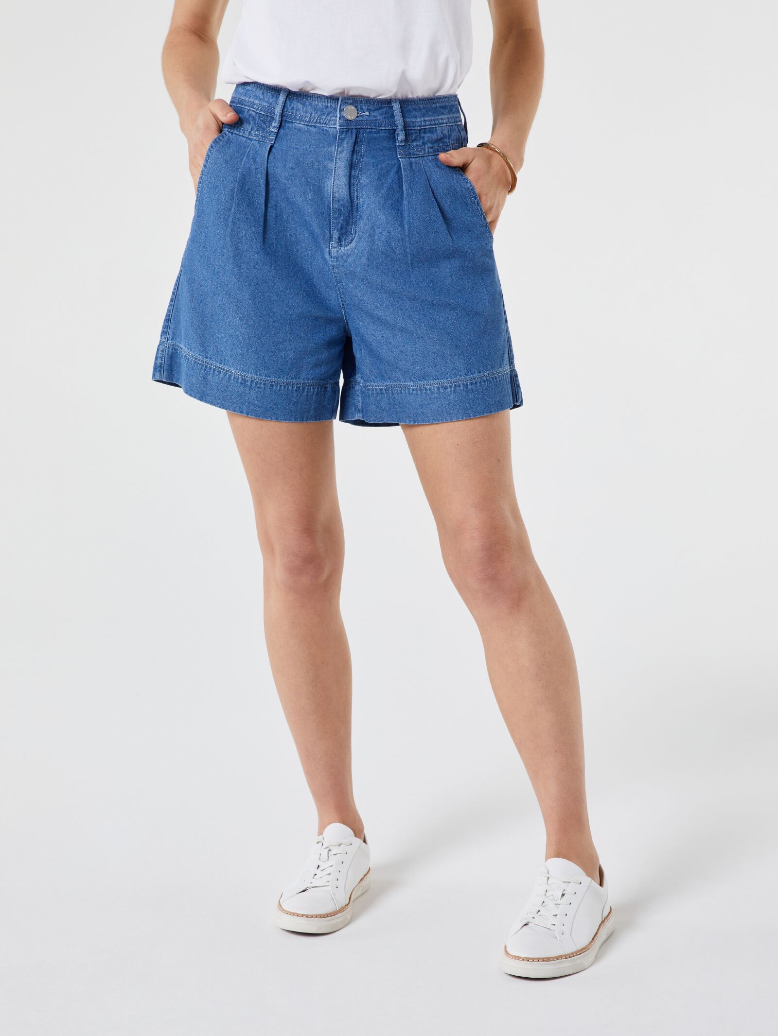 Yasmin Pleat Denim Short