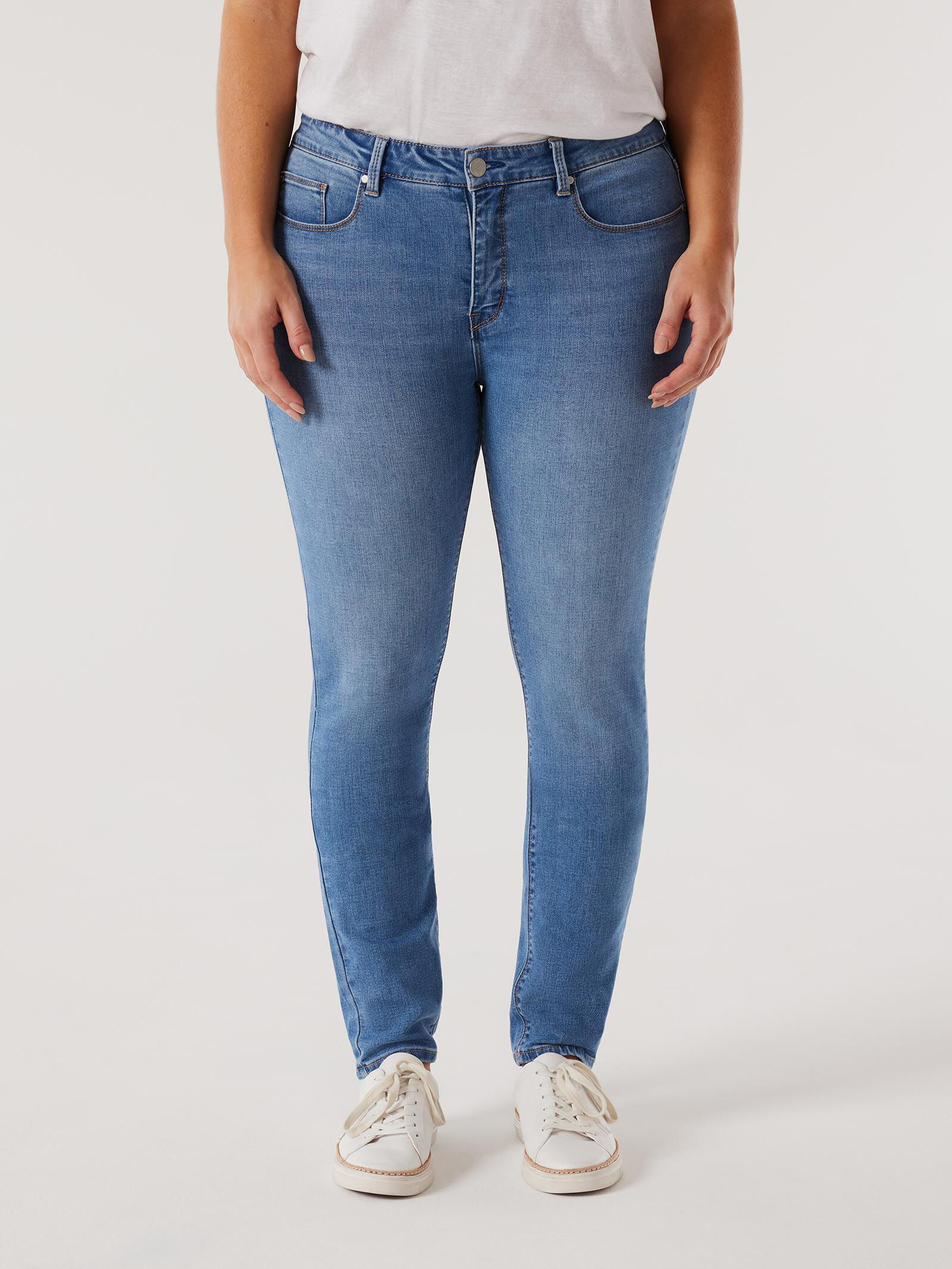 Jeans west online sale