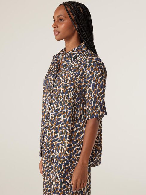 Vessna Relaxed Shirt, Blurred Animal, hi-res