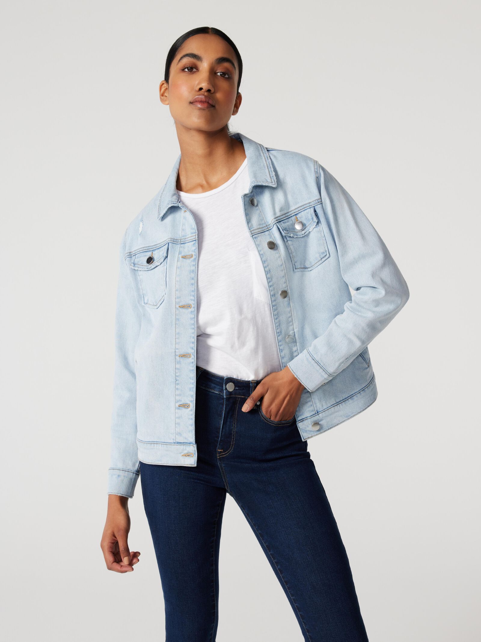 Women's boyfriend jean jacket hot sale