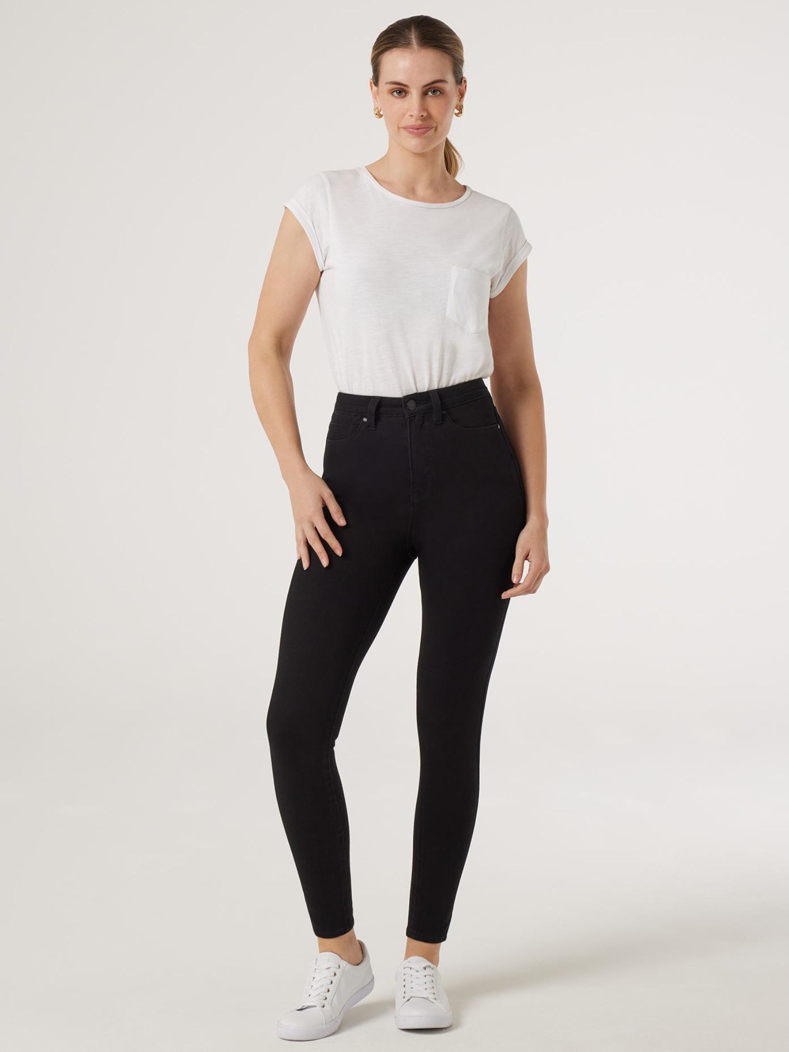 Free form women's store