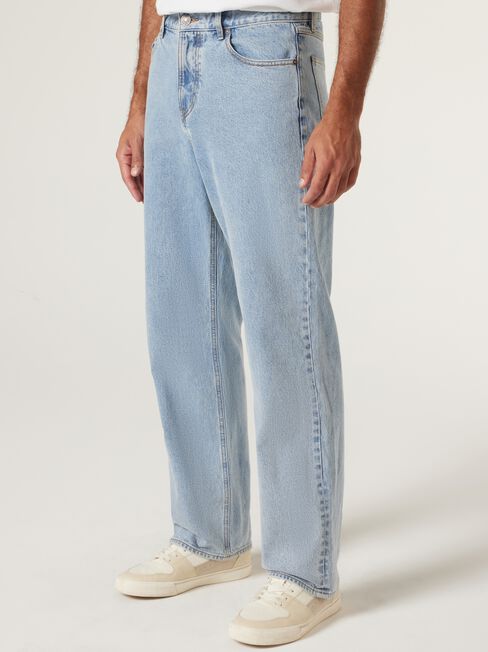 Brooklyn Relaxed Jeans, Light Wash, hi-res