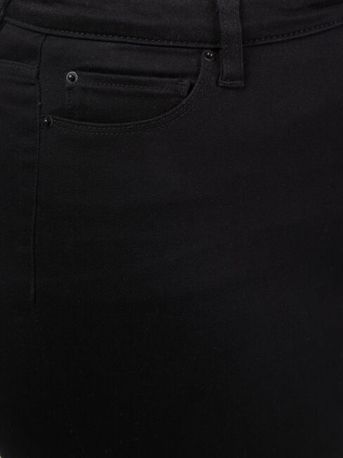 Sophia Curve Embracer Bermuda Short Black, Black, hi-res