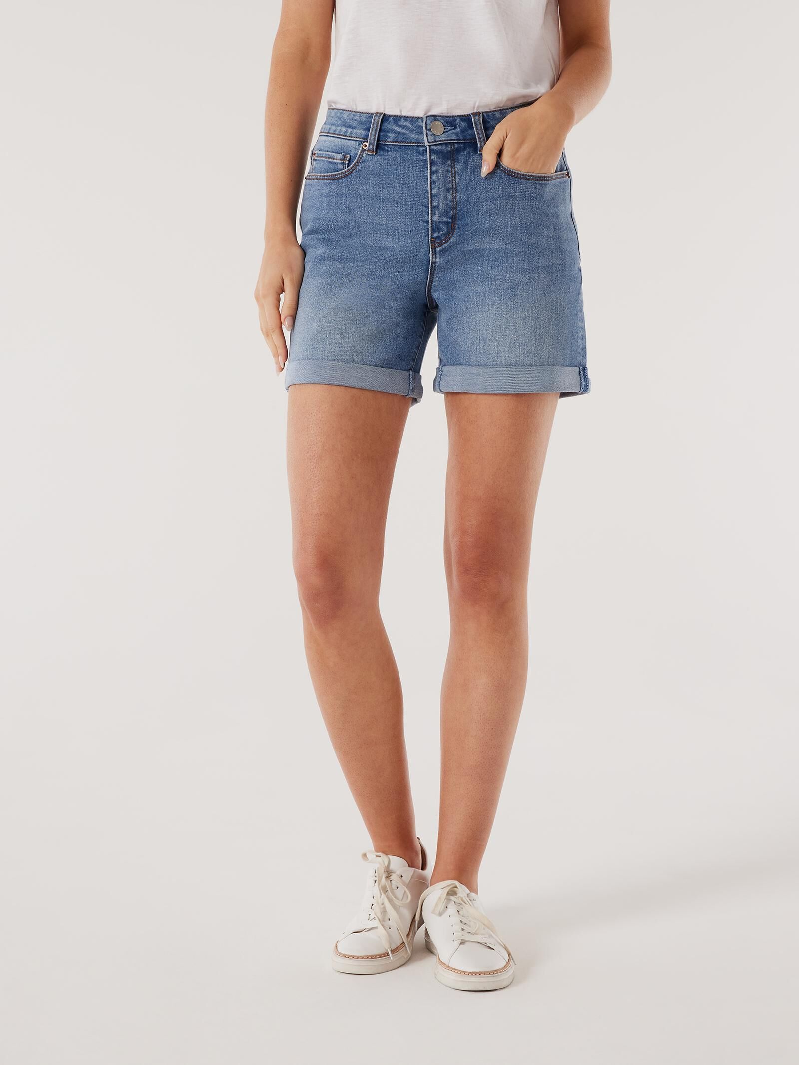 Mariana Boyfriend Short Jeanswest