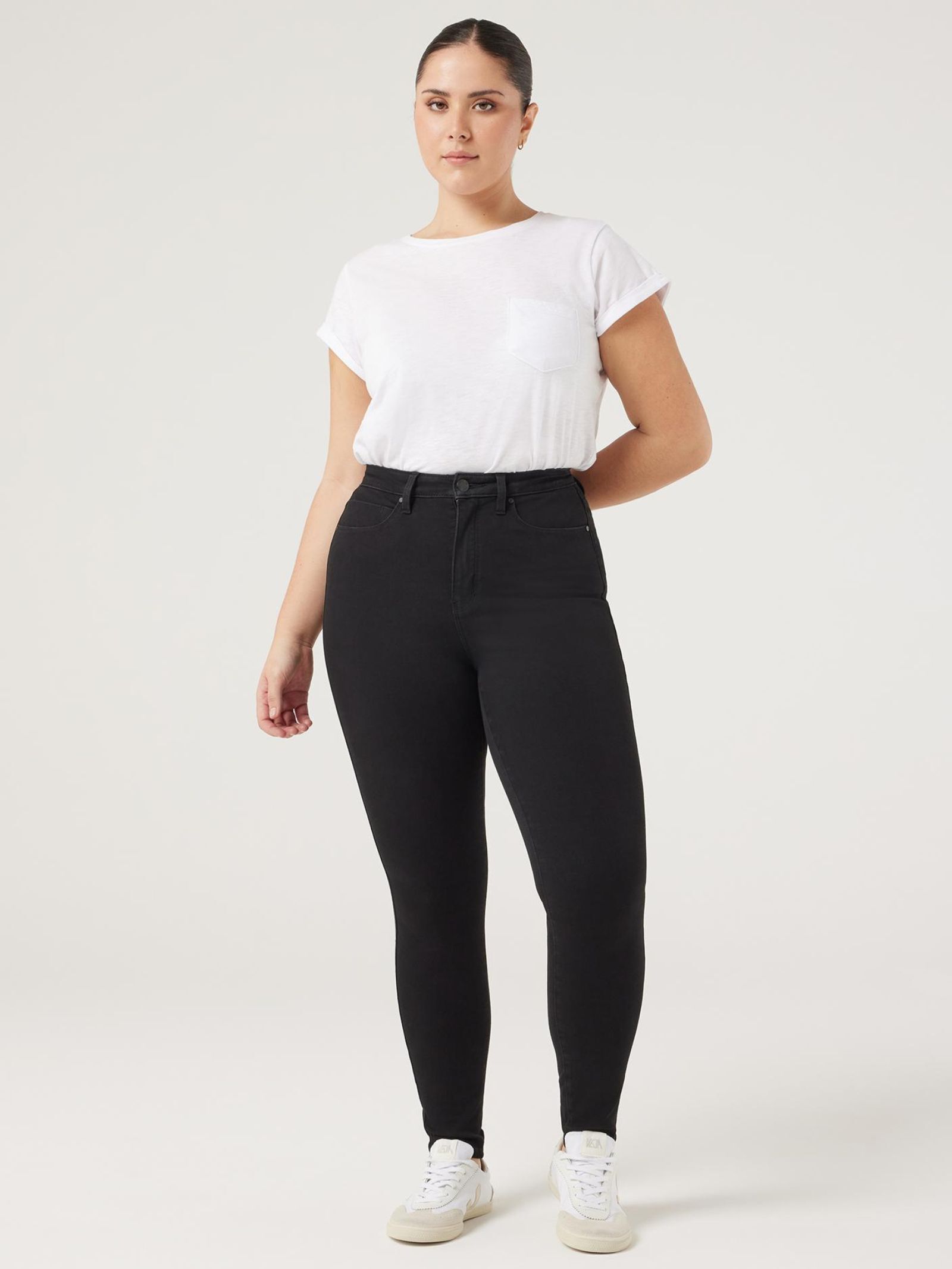 Curve enhancing jeans deals