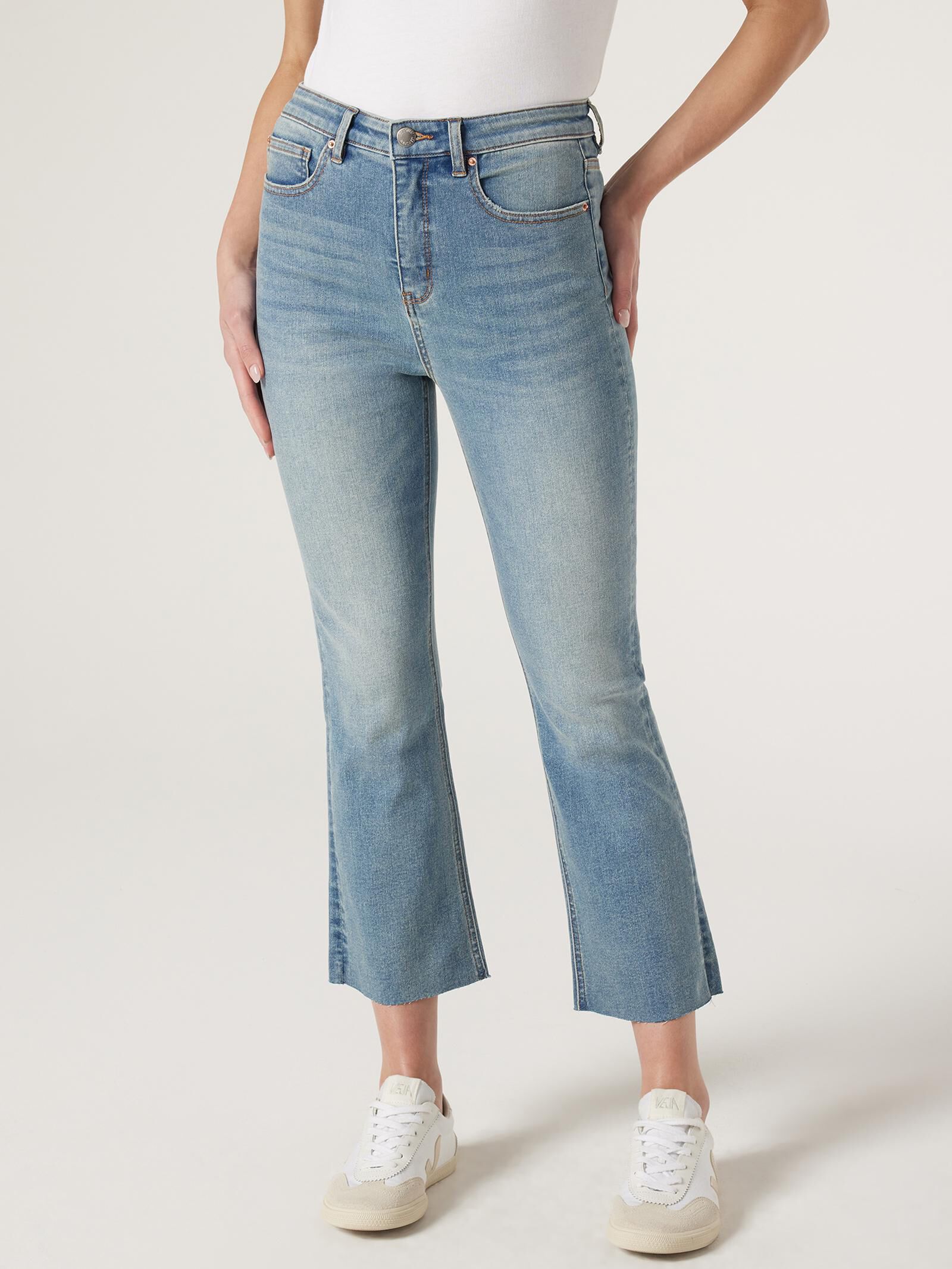 Shop Women s Bootcut Jeans Online Jeanswest NZ