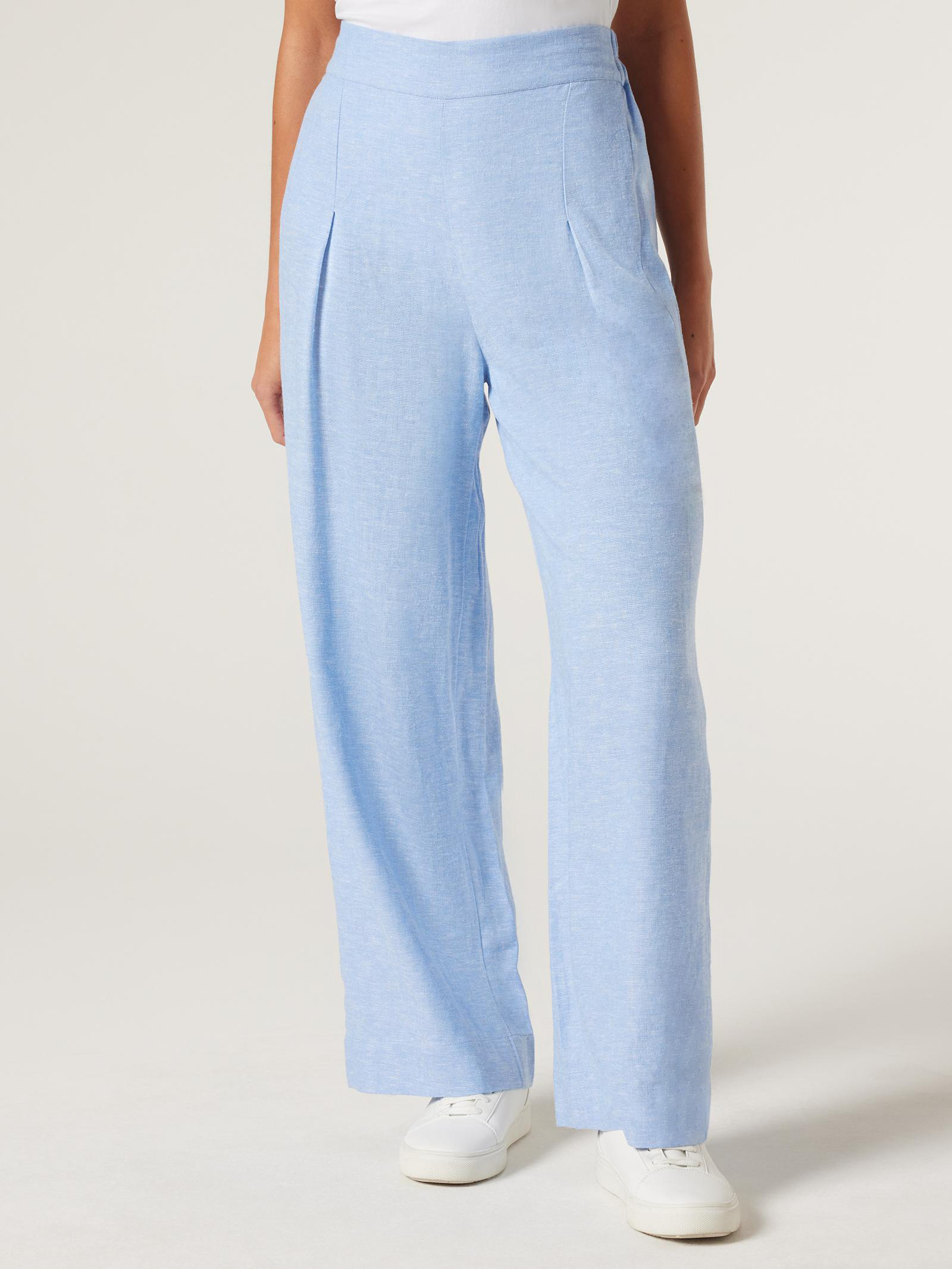 Blue linen pants top